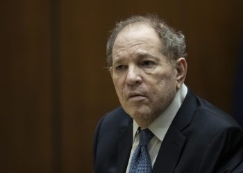 Condenan a 16 años de prisión a Harvey Weinstein por caso de abuso sexual