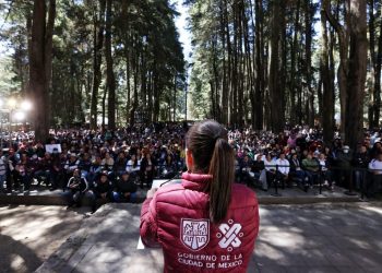 Claudia Sheinbaum anuncia inversión de cerca de 2 mil MDP en sector salud