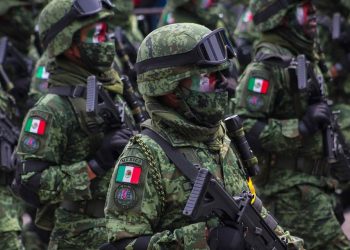 Hay un protagonismo militar pero es consecuencia de los decretos o iniciativas que proceden del poder civil, particularmente del presidente