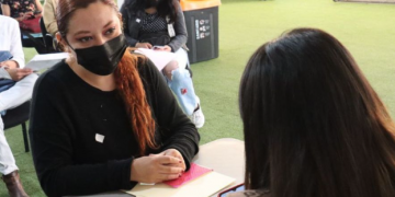 Empleo crece en México, pero persisten rezagos en formalidad, salarios y bienestar laboral