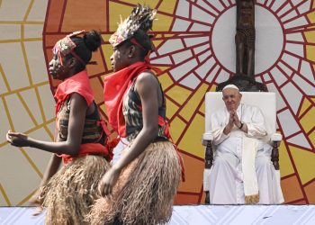 África no es una mina que explotar ni una tierra que saquear expresó el Papa Francisco