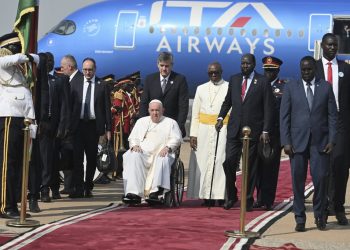 Papa Francisco llega a Sudán del Sur 