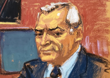 Testifica esposa de García Luna en Juicio; justificó los ingresos y propiedades