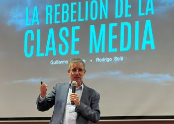 En este momento hay un despertar fundamental de las clases medias mexicanas, por el golpe brutal contra la democracia: Guillermo Velazco