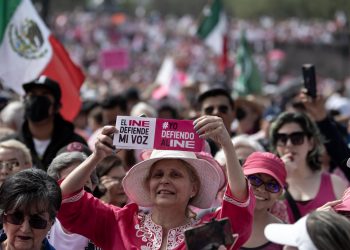 Chocan en el senado PAN y Morena por marcha del domingo en defensa del voto y la democracia