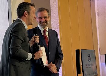 Advierte Lorenzo Córdova que modificaciones contempladas en Plan B abren la puerta a un retroceso democrático de México