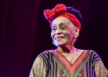 Omara Portuondo se despide
