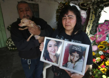 Padre de jóvenes que murieron tras caer en coladera llega a acuerdo con Sacmex