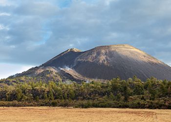 Hoy se cumplen 80 años del nacimiento del volcán Paricutín