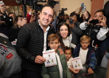 Apoya más de medio millón de coahuilenses a Manolo en su cierre de precampaña