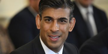 Primer ministro de Reino Unido considera que es vital que se acelere la ayuda a Ucrania