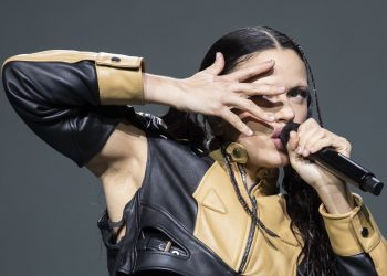 Rosalía gana el Grammy a mejor álbum latino alternativo