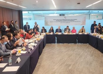 Ante Mesas Directivas del Senado y Diputados, confirma Ricardo Monreal aprobación el próximo miércoles del Plan B para turnarlo al Ejecutivo