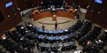 Impone Morena su mayoría y aprueba sin cambios la Ley de Protección del Espacio Aéreo que le da el control a los militares por encima de la autoridad civil