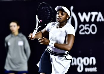 Sufrida victoria de Sloane Stephens para avanzar a cuartos de final