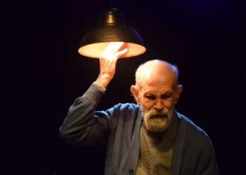 Enfoque en Escena: Luis de Tavira nos ofrece una cátedra de actuación en La última cinta de Krapp