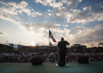 López Obrador encabezó mensaje por el 85 aniversario de la Expropiación Petrolera