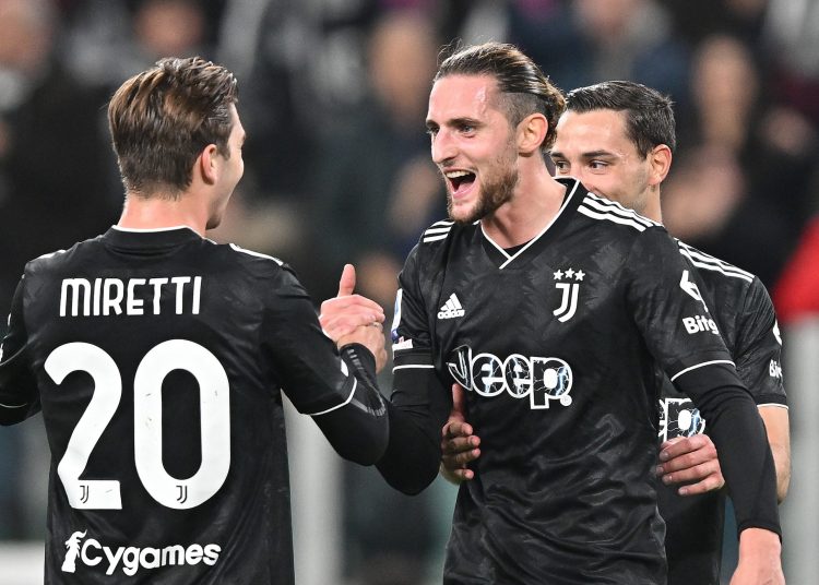 Turin (Italy), 12/03/2023.- Juventus' Adrien Rabiot (C) jubilates after scoring the 2-0 lead during the Italian Serie A soccer match Juventus FC vs UC Sampdoria at the Allianz Stadium in Turin, Italy, 12 March 2023. (Italia) EFE/EPA/ALESSANDRO DI MARCO