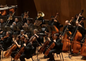 La Orquesta Filarmónica de la Ciudad de México presenta su tradicional programa de metales y percusiones