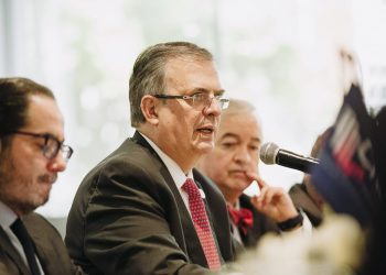 Ebrard y el Consejo Nacional Empresarial Turístico acuerdan fortalecer la promoción internacional del turismo