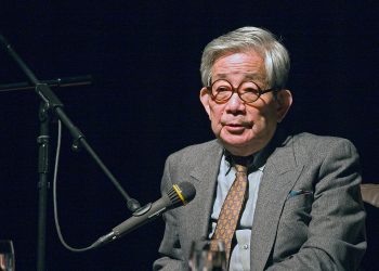 Murió Kenzaburo Oe, Premio Nobel de Literatura en 1994