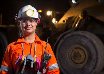 Inclusión femenina en la industria minera, sinónimo de evolución: Luis Humberto Vázquez