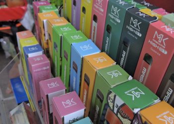 Urge regular vapeo; prohibición detonó el mercado negro