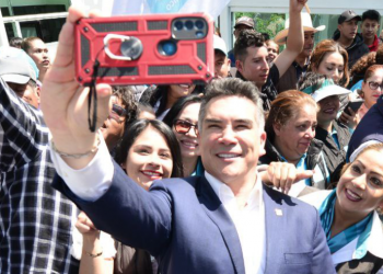 Alito niega las evidencias de división en su partido