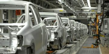 Certeza jurídica se requiere para armadoras de vehículos eléctricos