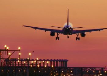 Volaris y Aeroméxico rechazan apertura unilateral del cabotaje