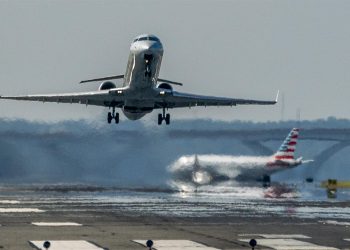 Al autorizar el cabotaje no sería solamente para líneas aéreas comerciales: Capitán Domínguez