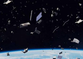 Científicos piden un pacto global que proteja la Tierra de la basura espacial