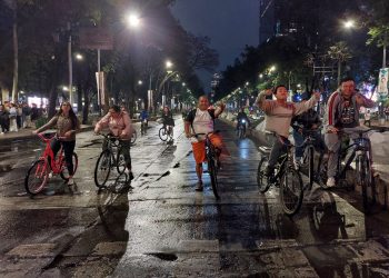 Más de 35 mil personas asistieron al Segundo Paseo Nocturno Muévete en Bici