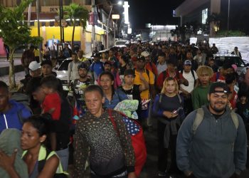 Nueva caravana de alrededor de 1,000 migrantes parte de Chiapas