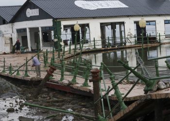 Estados Unidos ofrece ayuda a Ecuador y Perú por el terremoto