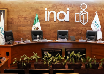 Argumenta el presidente AMLO veto a comisionados del INAI, baja evaluación su principal razón