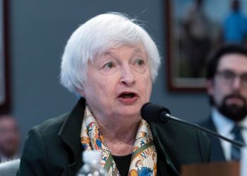 Janet Yellen preside reunión privada con principales reguladores financieros de EU