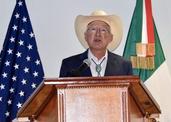 Denuncia Ken Salazar secuestro de ciudadanos estadounidenses en Matamoros, Tamaulipas