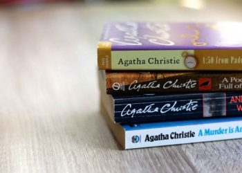 Reescriben libros de Agatha Christie para adaptarlos a nuevas sensibilidades