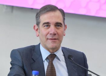 Lorenzo Córdova viaja 5 días a EU, es ofensivo que el INE disponga de agencia de viajes por 9.7 millones de pesos: Morena
