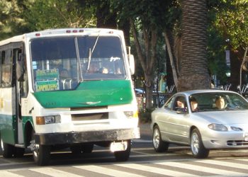 Se compromete el gobierno capitalino que para el 2025 no habrá microbuses circulando en la Ciudad de México
