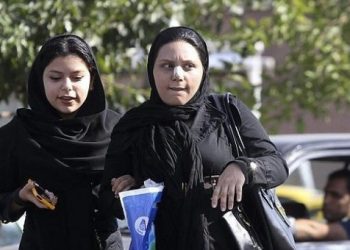 Más de un centenar de alumnas son envenenadas en varios colegios de Irán