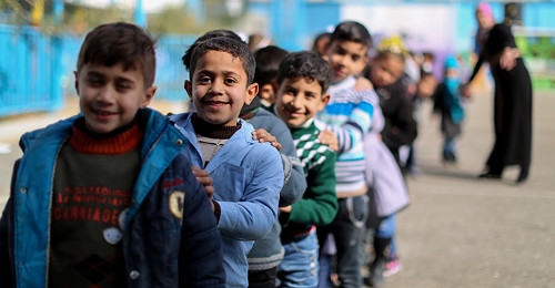 Niños europeos se enfrentan a la guerra, la polución y la pobreza: UNICEF - Enfoque Noticias