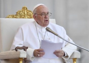 La Iglesia no puede tratar de esconder la tragedia de los abusos, declara el Papa Francisco