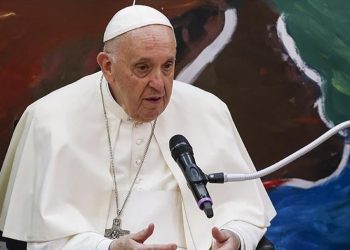 Papa Francisco pide respetar los lugares de culto en Ucrania