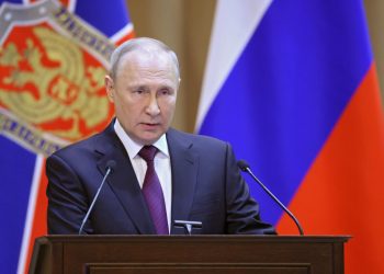 Putin anuncia acuerdo para desplegar armamento nuclear