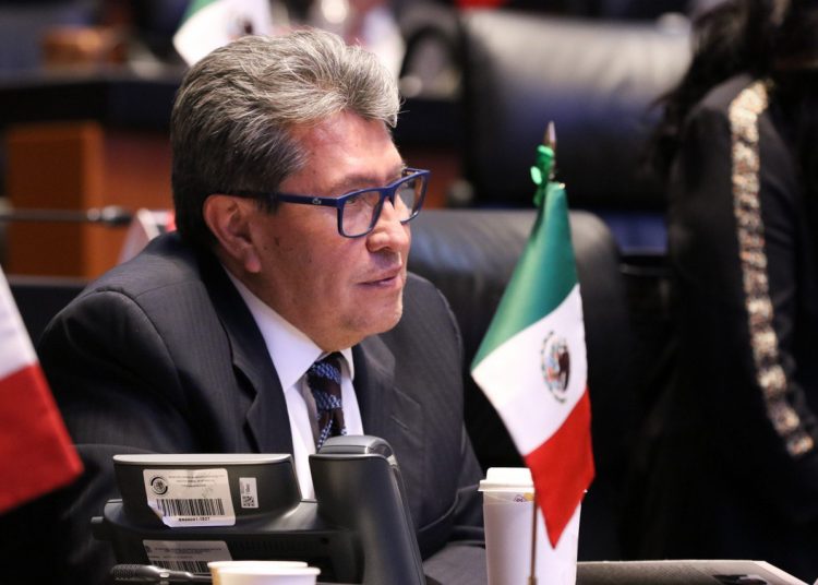 Se dictaminará la Ley de Amparo en Diputados, la semana entrante; se tomarán en cuenta las expresiones de Arturo Zaldívar: Monreal | FOTO MORENA