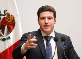 Juez frena juicio político contra Samuel García