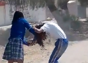 Alumna que mató a una compañera podría pasar hasta 3 años y medio en prisión: Fuentes