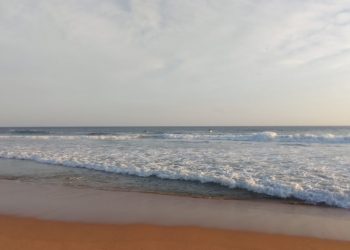 Turista australiano desaparece en mar de playa de Oaxaca